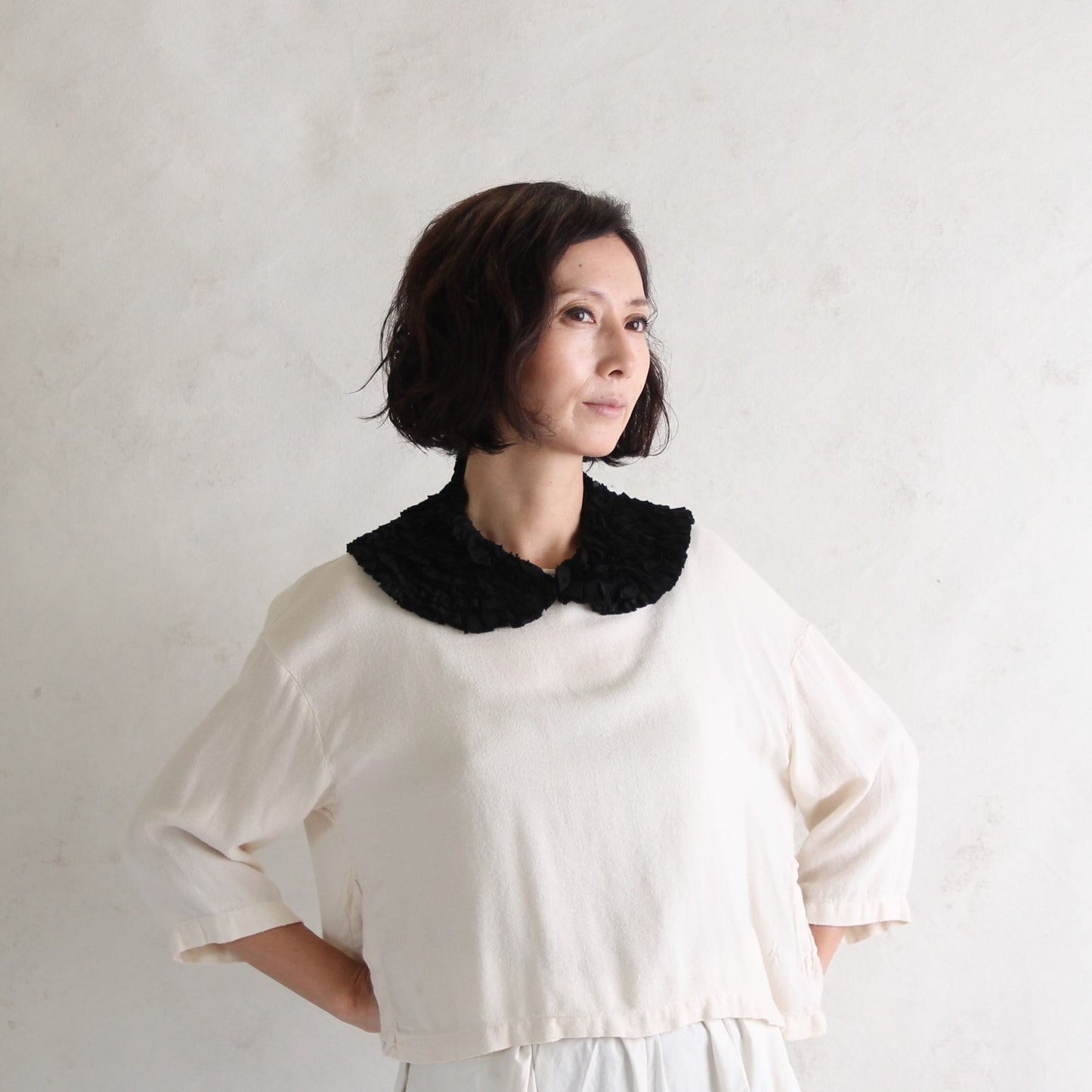 R&D.M.Co- Cotton Frill Collar - Black