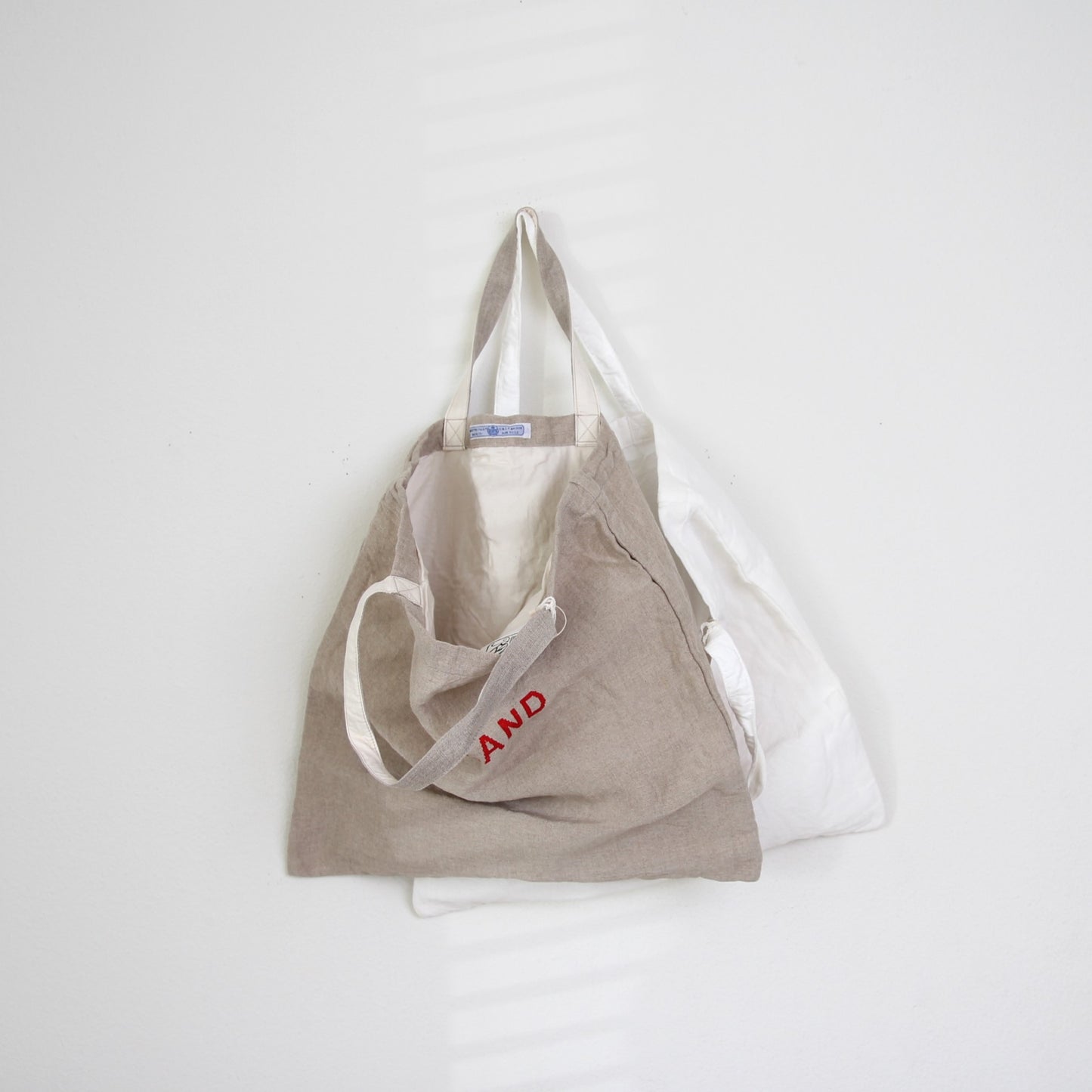 R&D.M.Co Linen Tote - White