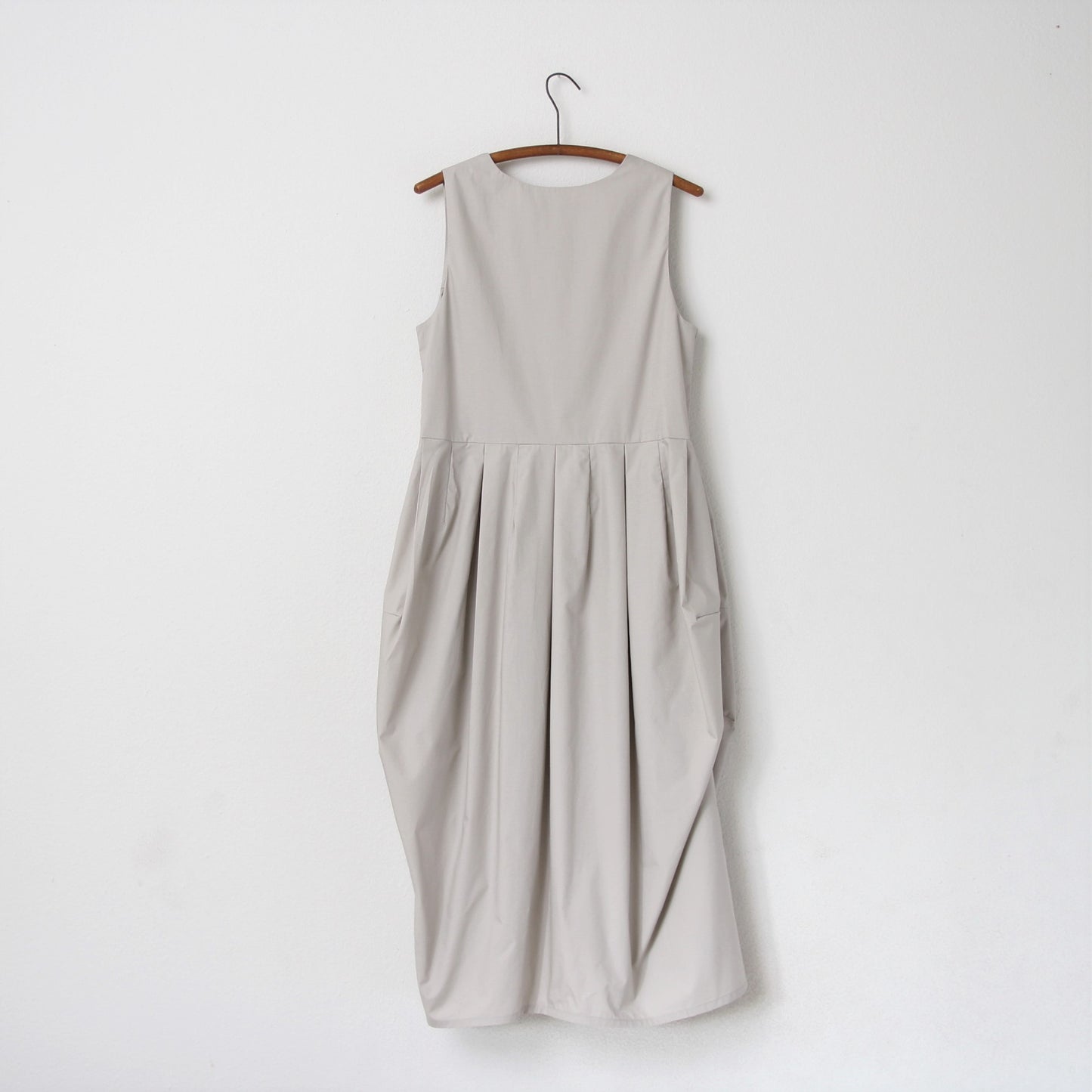 Black Crane Tulip Dress - Stone
