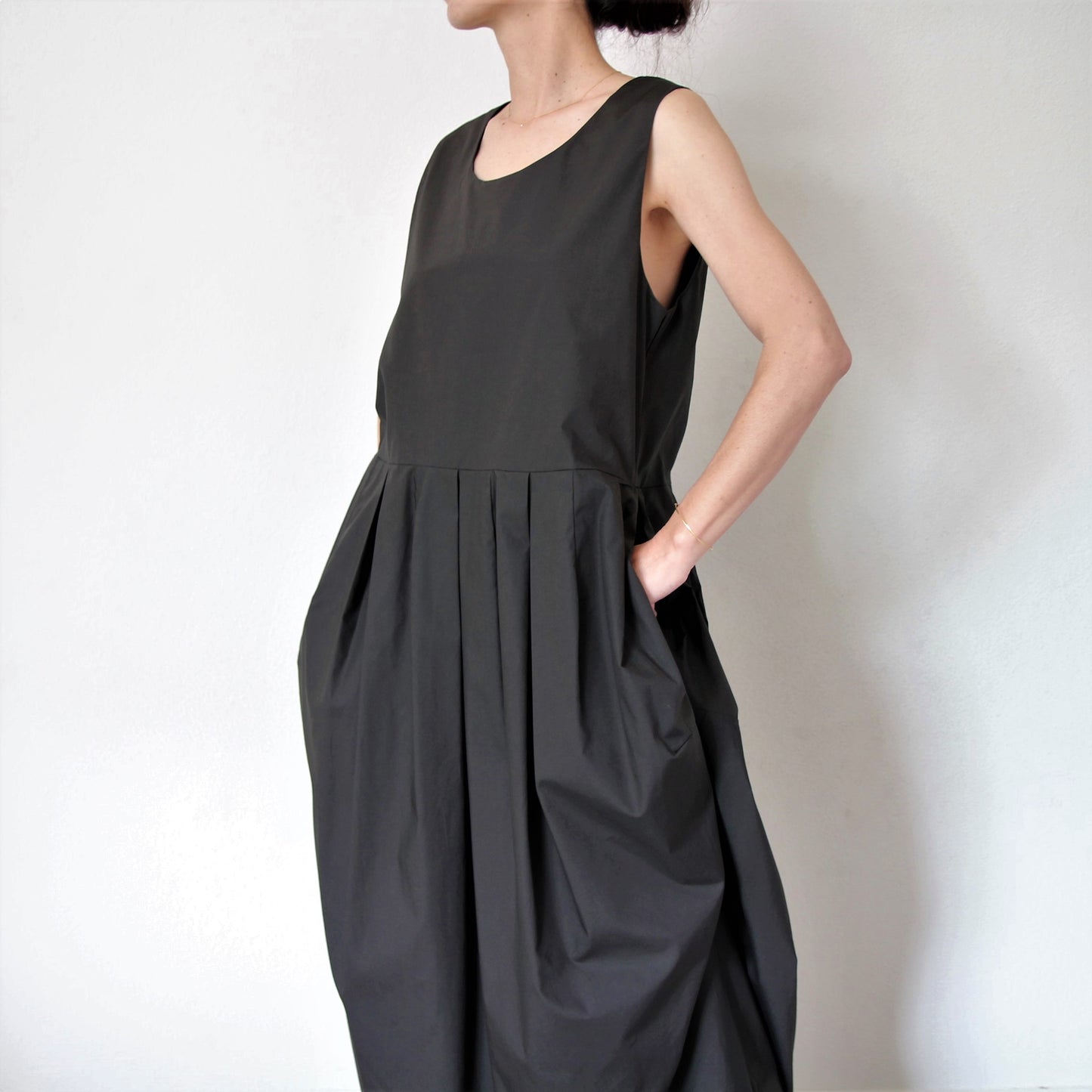 Black Crane Tulip Dress - Shadow