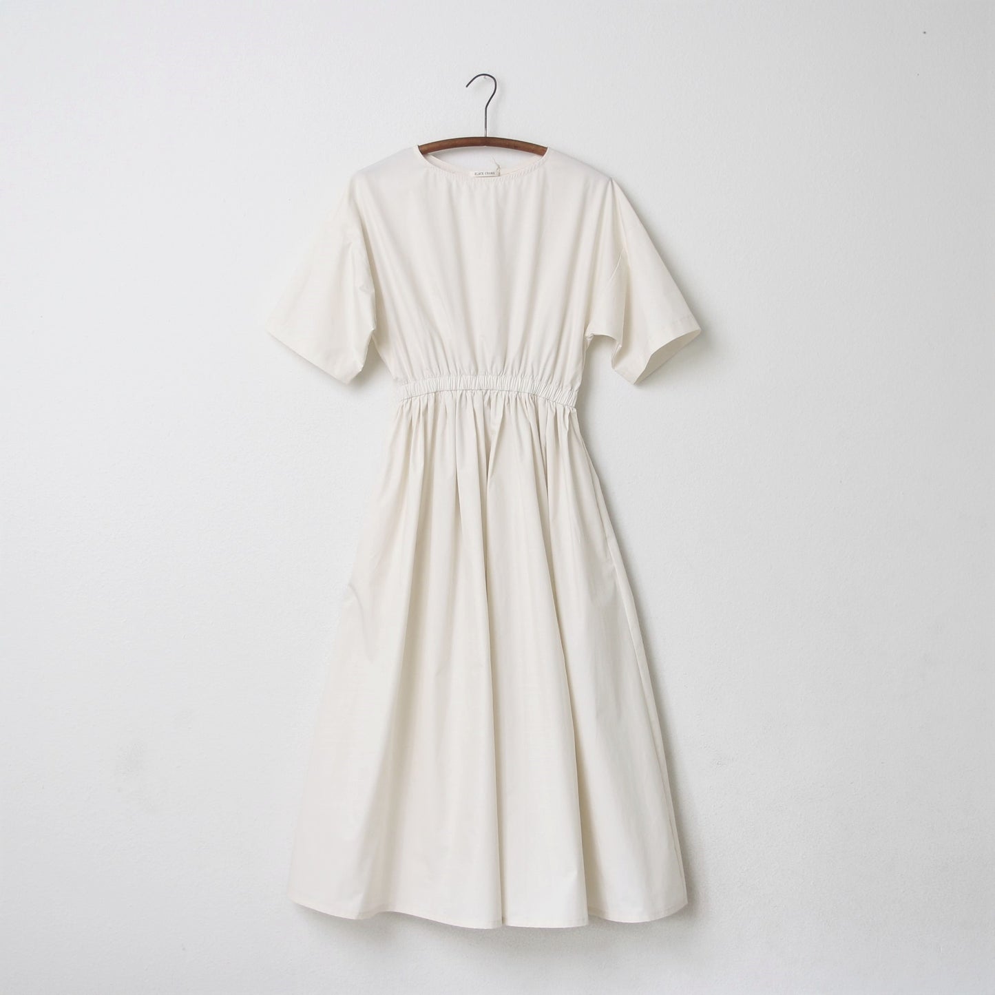 Black Crane Pleated Dress - Cloud