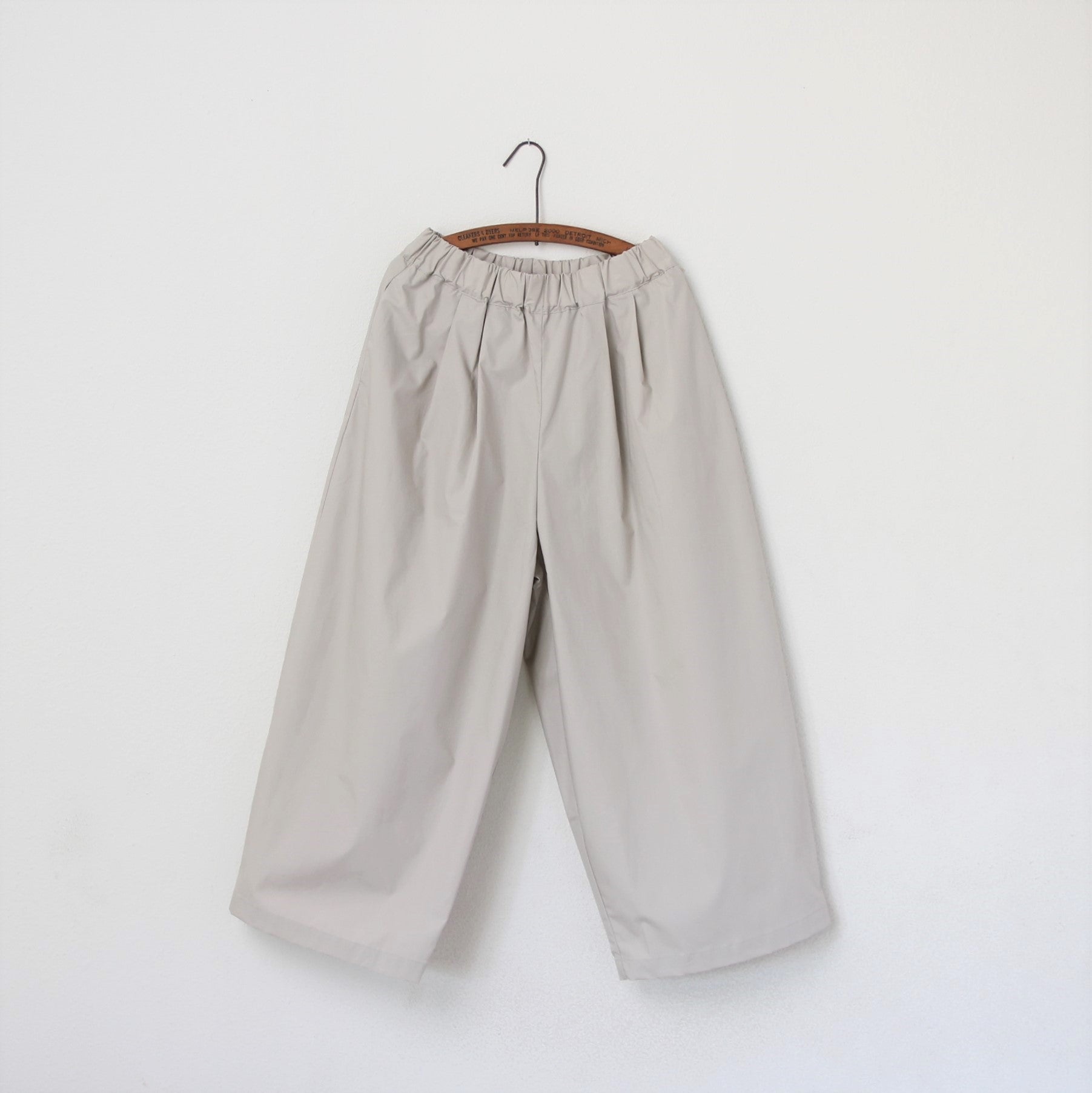 Black hotsell crane pants