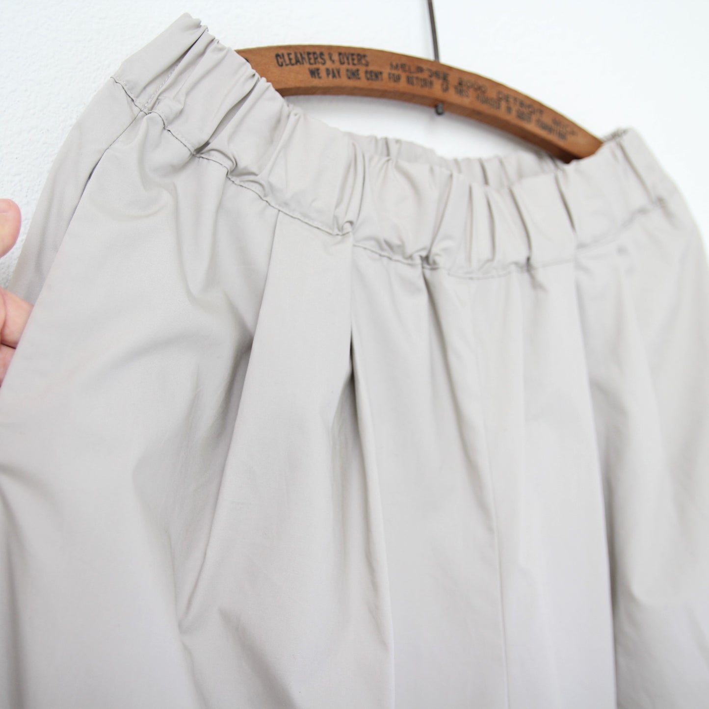 Black Crane Wide Pants - Stone