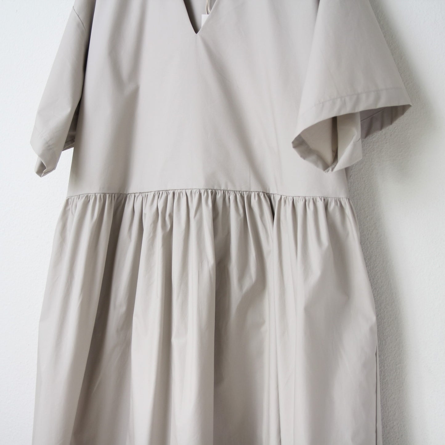 Black Crane V Neck Dress - Stone
